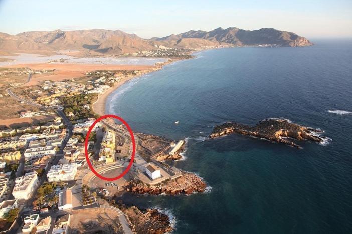 Primera Linea De Mar En Isla Plana Bagian luar foto